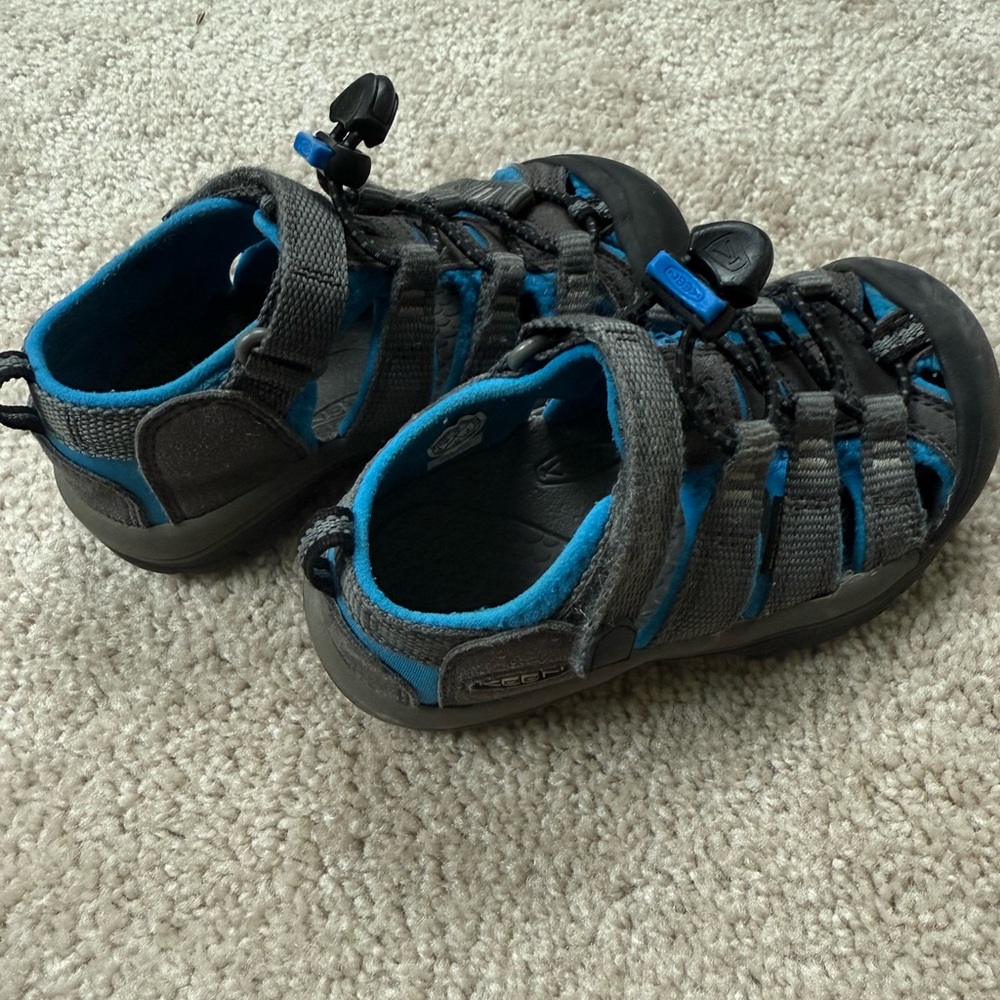 Keen Kids Blue and Gray Adventure Sandals - Picture 3 of 8